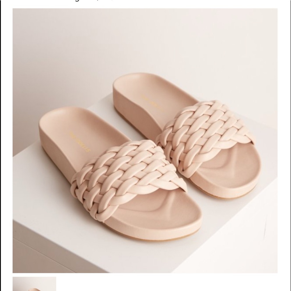 ISO the odells all season slides in Biscotti sz 9